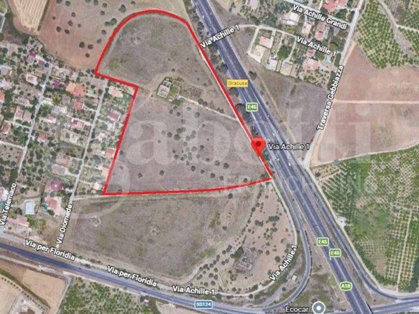 terreno edificabile in vendita a Siracusa in zona Targia