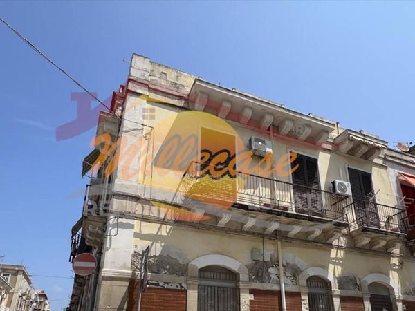 appartamento in vendita a Siracusa in zona Borgata