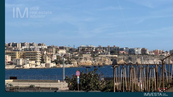 appartamento in vendita a Siracusa in zona Isola Ortigia