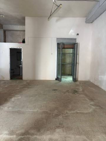 locale commerciale in vendita a Siracusa in zona Centro Città