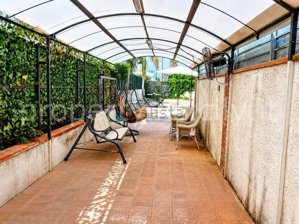 casa indipendente in vendita a Siracusa in zona Isola Ortigia