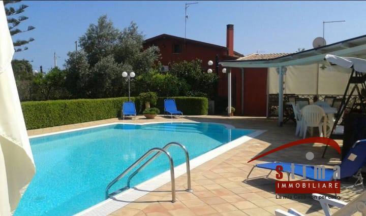 casa indipendente in vendita a Siracusa in zona Targia