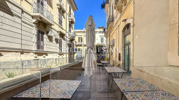 negozio in vendita a Siracusa in zona Isola Ortigia