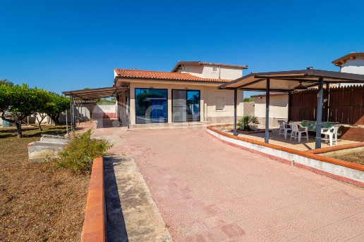 casa indipendente in vendita a Siracusa in zona Isola / Plemmirio