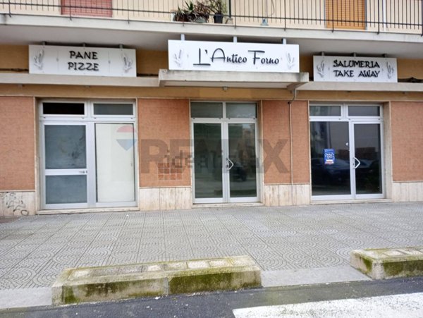 locale commerciale in vendita a Siracusa in zona Scala Greca