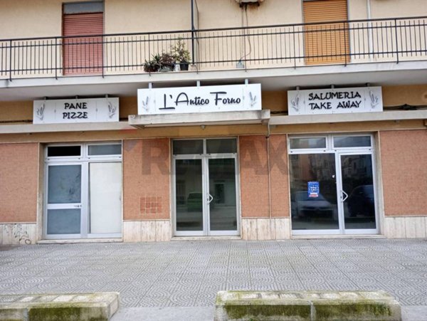 locale commerciale in vendita a Siracusa in zona Scala Greca