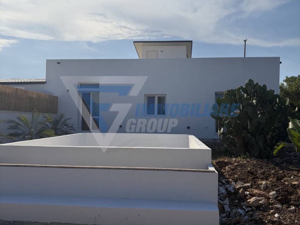 casa indipendente in vendita a Siracusa in zona Arenella