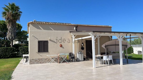 casa indipendente in vendita a Siracusa in zona Isola / Plemmirio