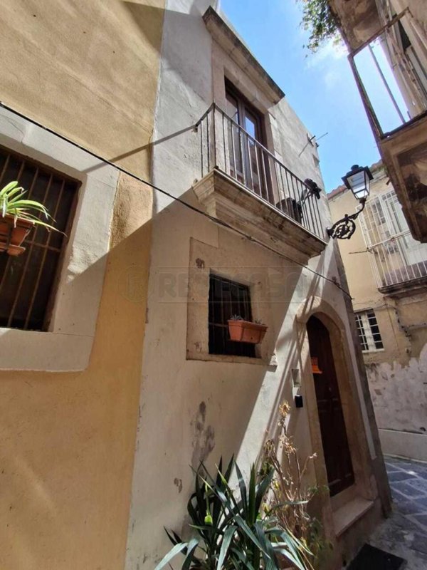 appartamento in vendita a Siracusa in zona Isola Ortigia