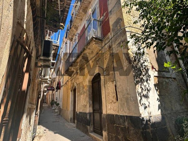 appartamento in vendita a Siracusa in zona Isola Ortigia