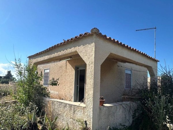 casa indipendente in vendita a Siracusa in zona Targia