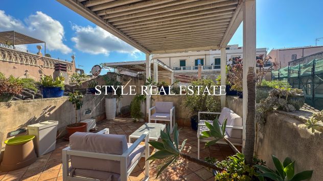 ufficio in vendita a Siracusa in zona Isola Ortigia