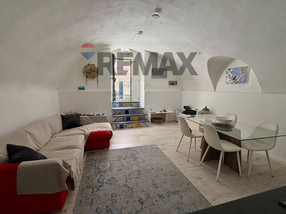 casa indipendente in vendita a Siracusa in zona Centro Città