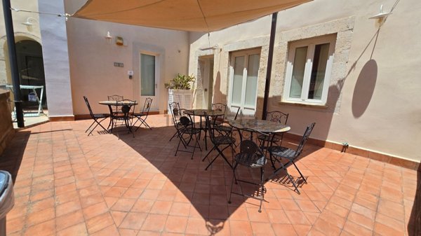 appartamento in vendita a Siracusa in zona Centro Città