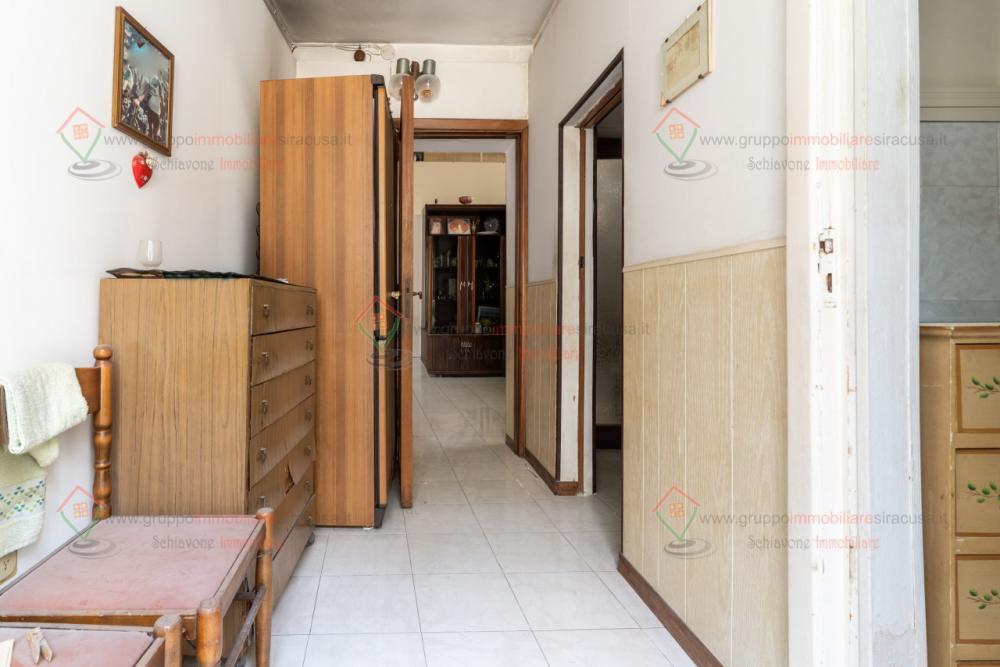 casa indipendente in vendita a Siracusa in zona Borgata