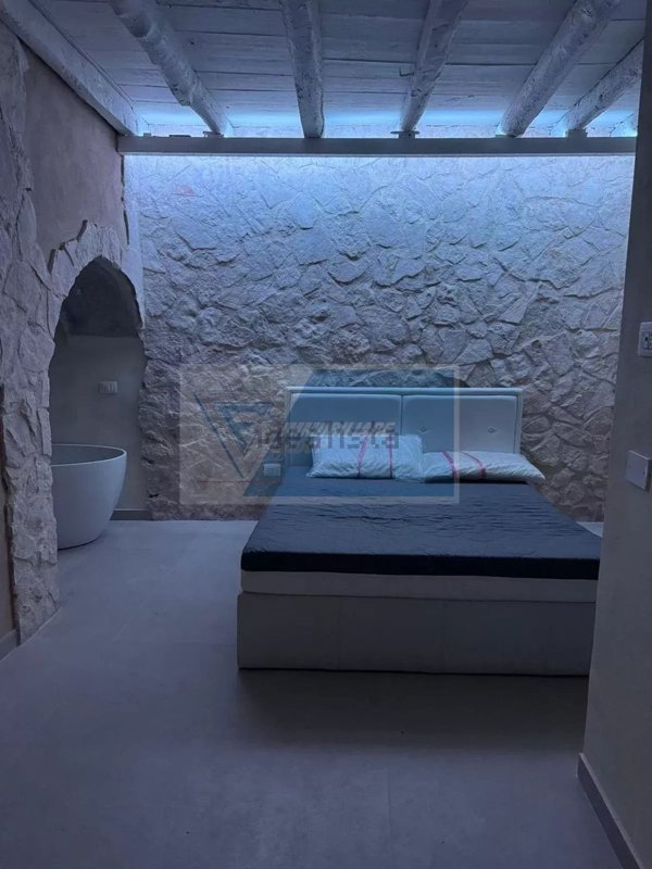appartamento in vendita a Siracusa in zona Isola Ortigia