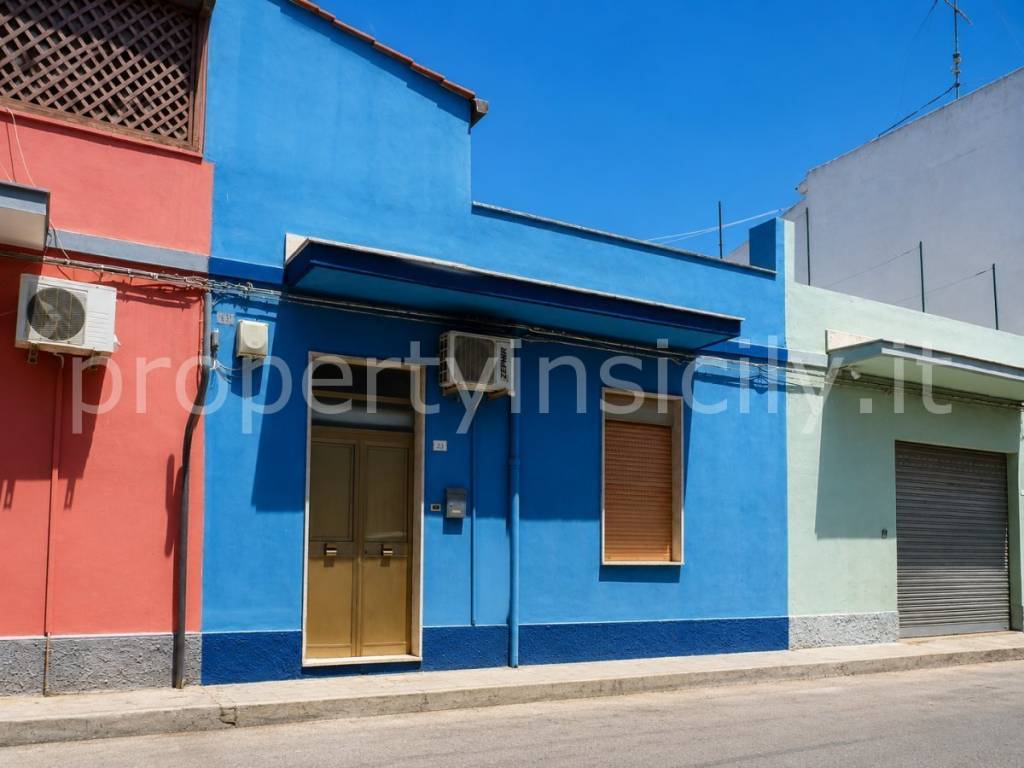 casa indipendente in vendita a Siracusa in zona Cassibile