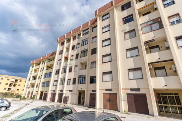 appartamento in vendita a Siracusa in zona Grottasanta