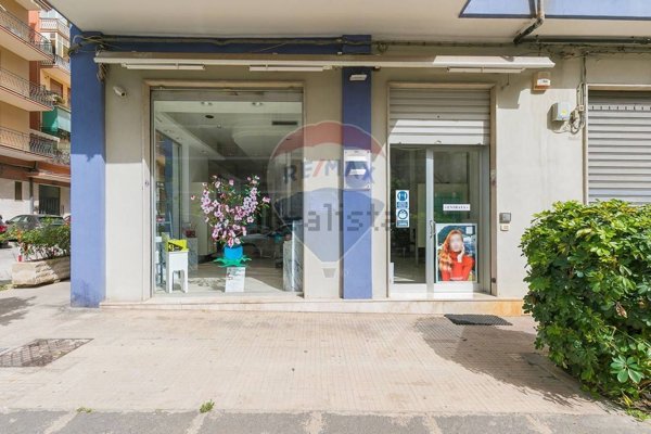 locale commerciale in vendita a Siracusa