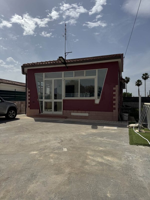 casa indipendente in vendita a Siracusa in zona Targia