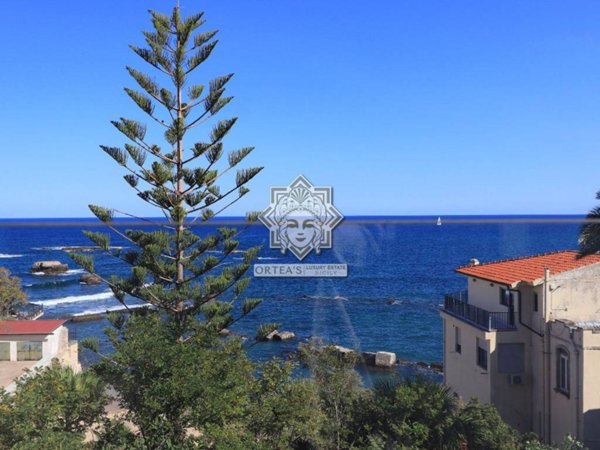 appartamento in vendita a Siracusa in zona Borgata