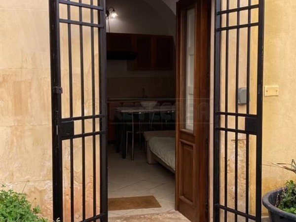 appartamento in vendita a Siracusa in zona Isola Ortigia