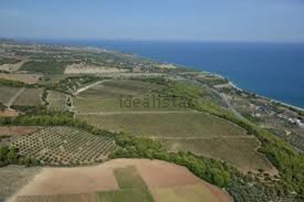 terreno edificabile in vendita a Siracusa in zona Targia