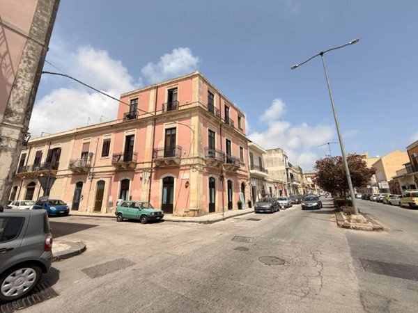 appartamento in vendita a Siracusa in zona Centro Città