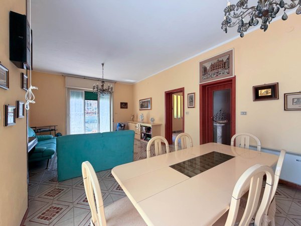 casa indipendente in vendita a Siracusa in zona Grottasanta