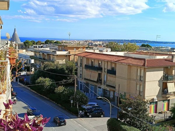appartamento in vendita a Siracusa in zona Scala Greca