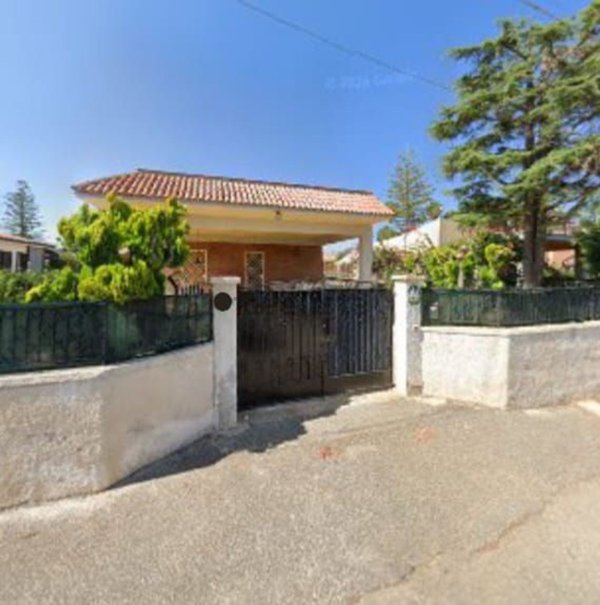 casa indipendente in vendita a Siracusa in zona Fontane Bianche