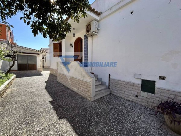 casa indipendente in vendita a Siracusa in zona Scala Greca