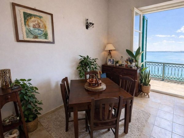 appartamento in vendita a Siracusa in zona Isola Ortigia