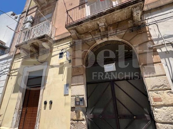 appartamento in vendita a Siracusa in zona Centro Città