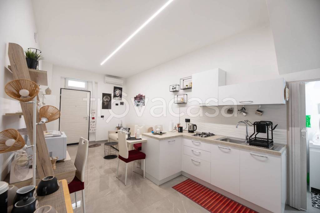 appartamento in vendita a Siracusa in zona Borgata