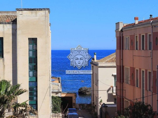 casa indipendente in vendita a Siracusa in zona Borgata