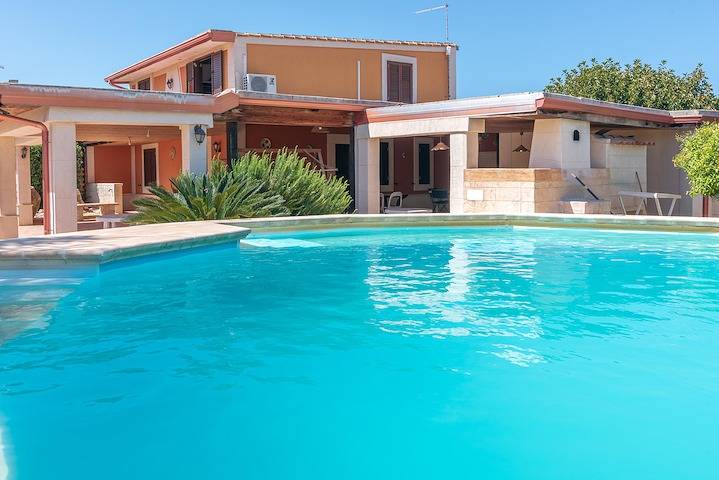 casa indipendente in vendita a Siracusa in zona Ognina