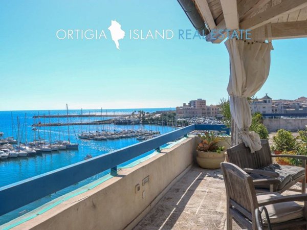 appartamento in vendita a Siracusa in zona Borgata