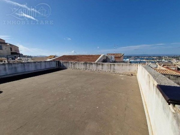 appartamento in vendita a Siracusa in zona Isola Ortigia