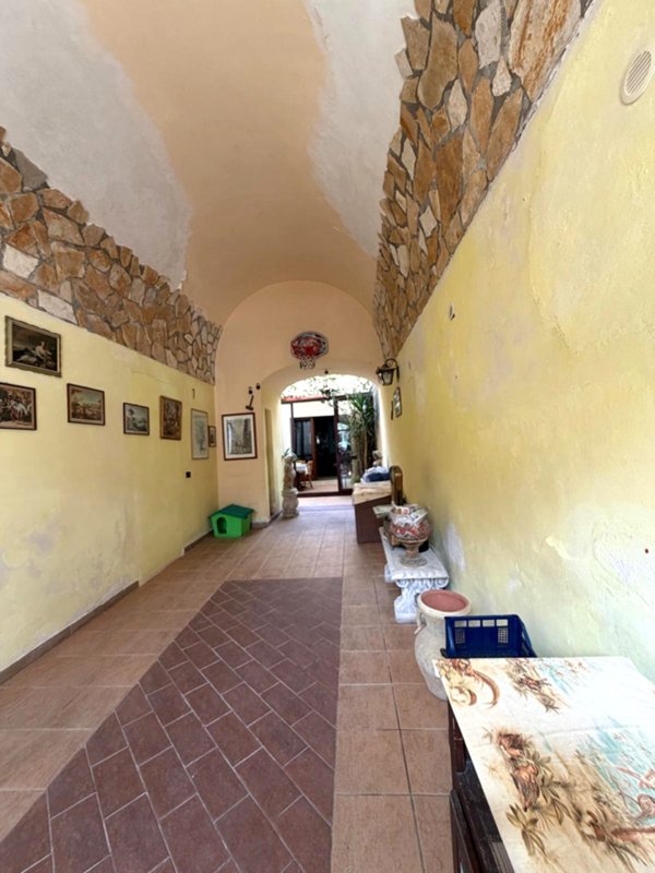 casa indipendente in vendita a Siracusa in zona Isola Ortigia