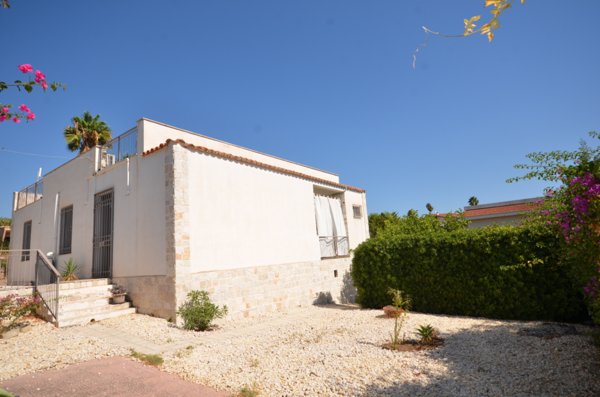 casa indipendente in vendita a Siracusa in zona Belvedere