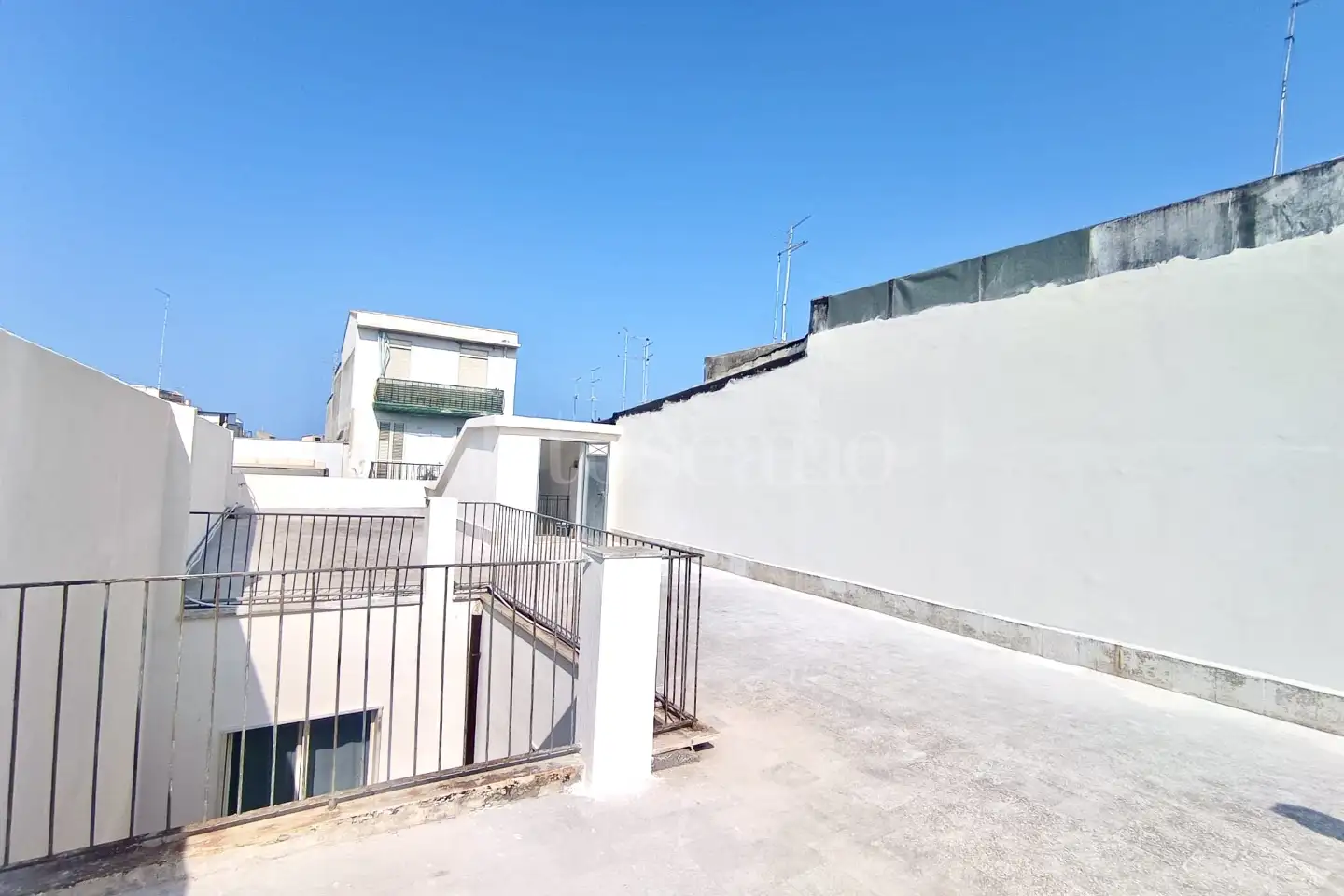 pentavano in vendita a Siracusa in zona Borgata