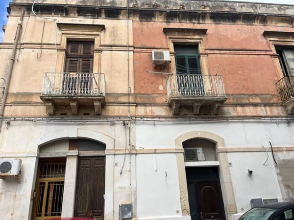 appartamento in vendita a Siracusa in zona Borgata