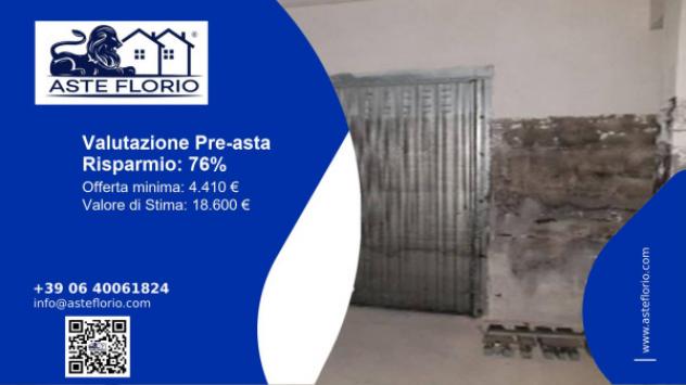 box auto in vendita a Siracusa in zona Scala Greca