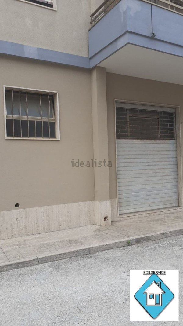 ufficio in vendita a Siracusa in zona Grottasanta