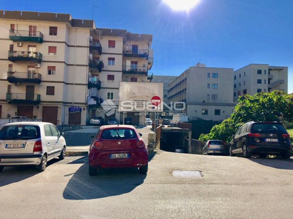 box auto in vendita a Siracusa in zona Grottasanta