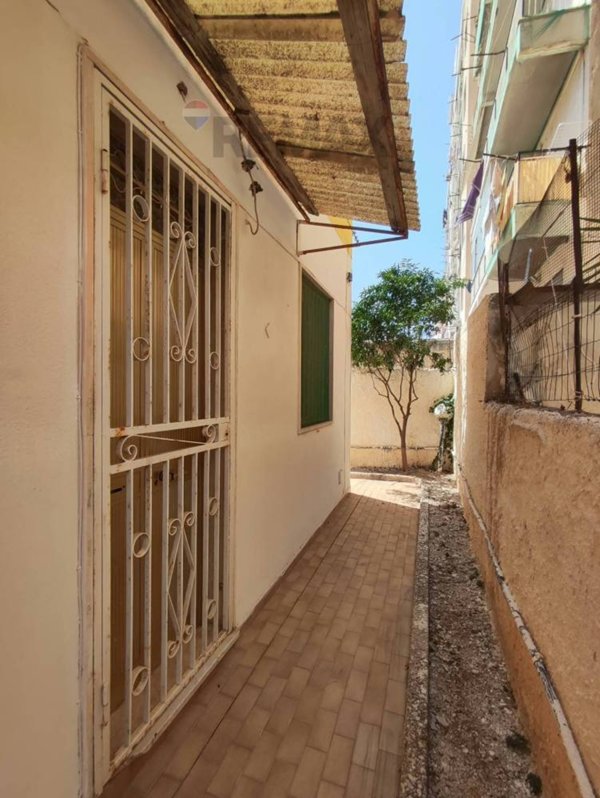 casa indipendente in vendita a Siracusa in zona Grottasanta