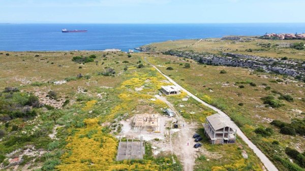 casa indipendente in vendita a Siracusa in zona Scala Greca