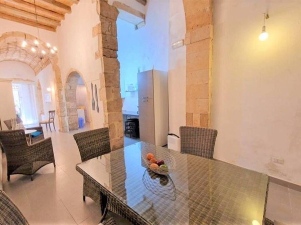 appartamento in vendita a Siracusa in zona Isola Ortigia