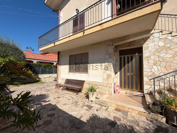 casa indipendente in vendita a Siracusa in zona Scala Greca